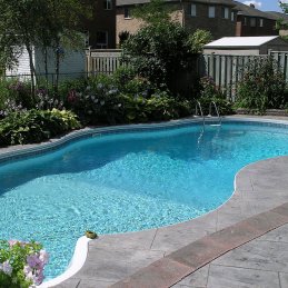 Properties with swimming pools